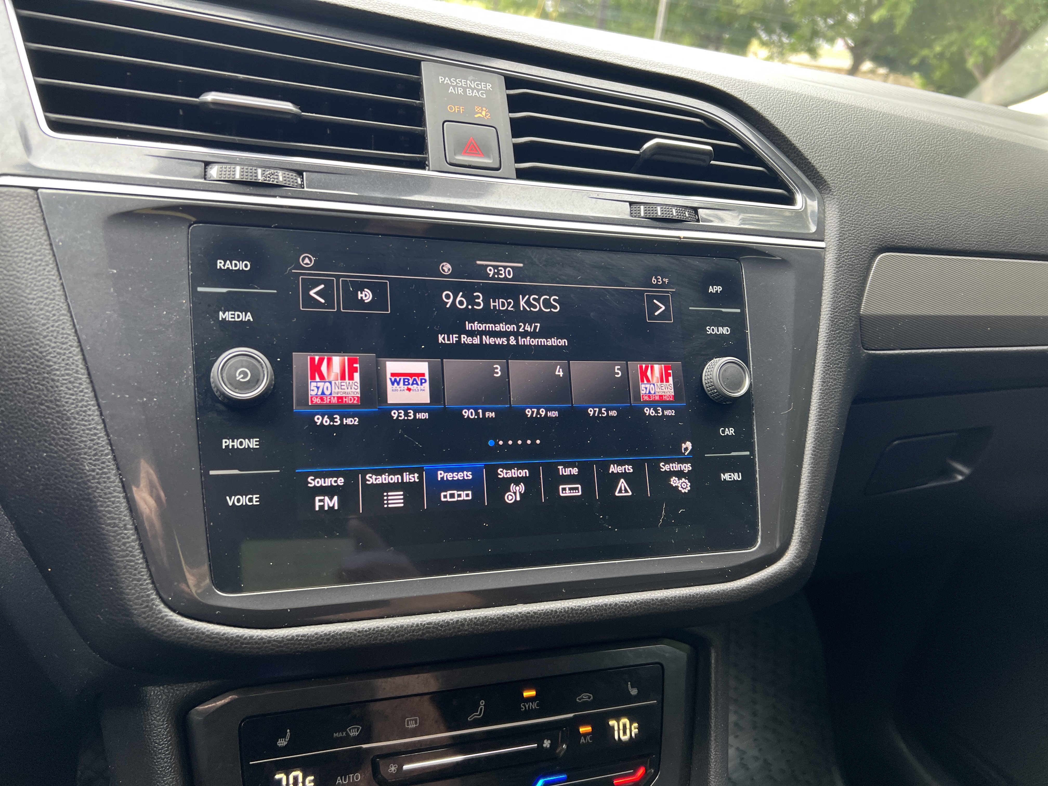 Used 2022 Volkswagen Tiguan SE FWD image 30
