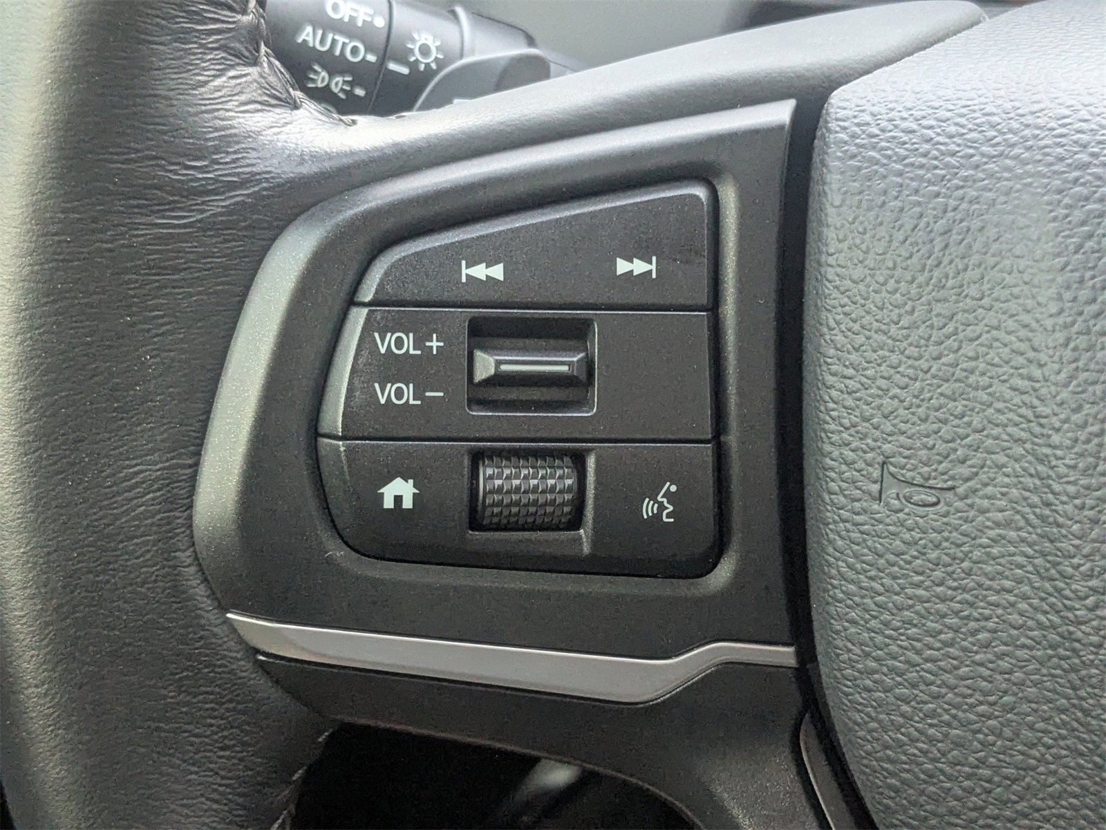 Used 2024 Honda Ridgeline Sport image 27