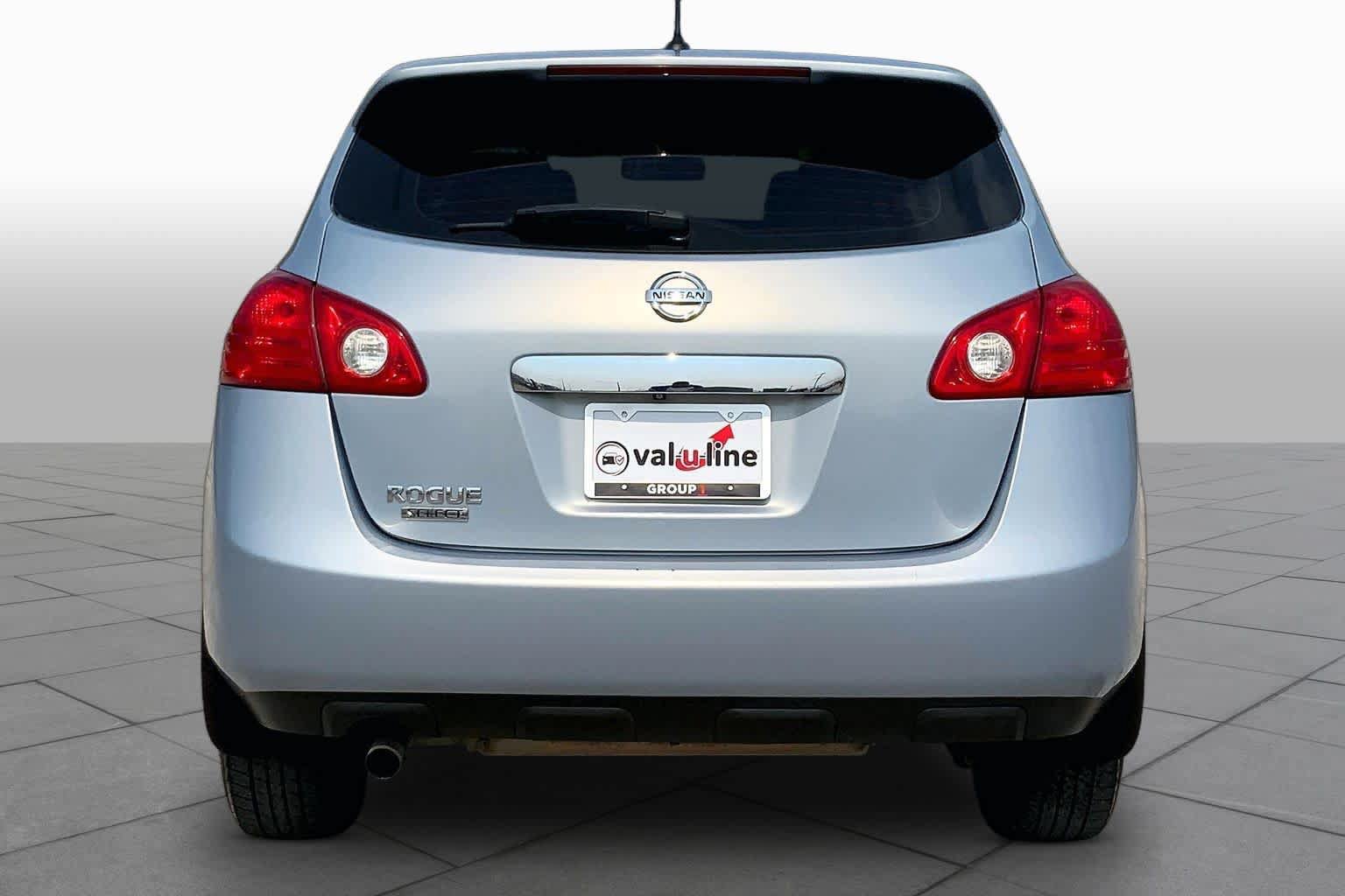 Used 2014 Nissan Rogue S w/ Convenience Package FWD image 5