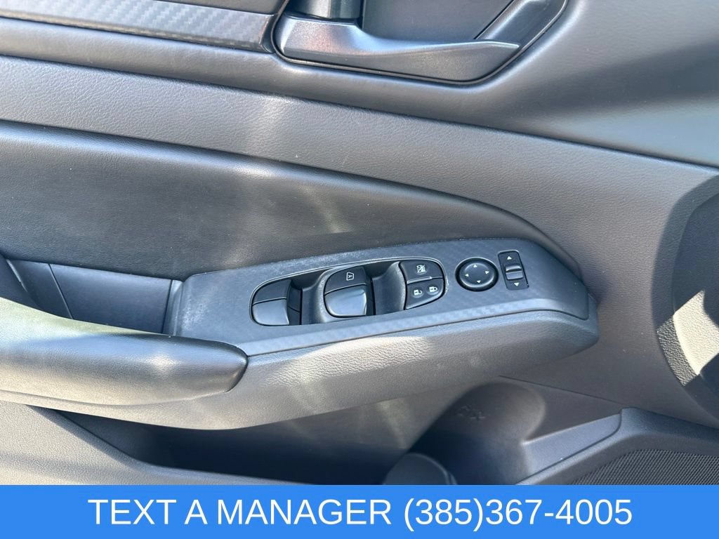 Used 2024 Nissan Altima 2.5 S FWD image 14