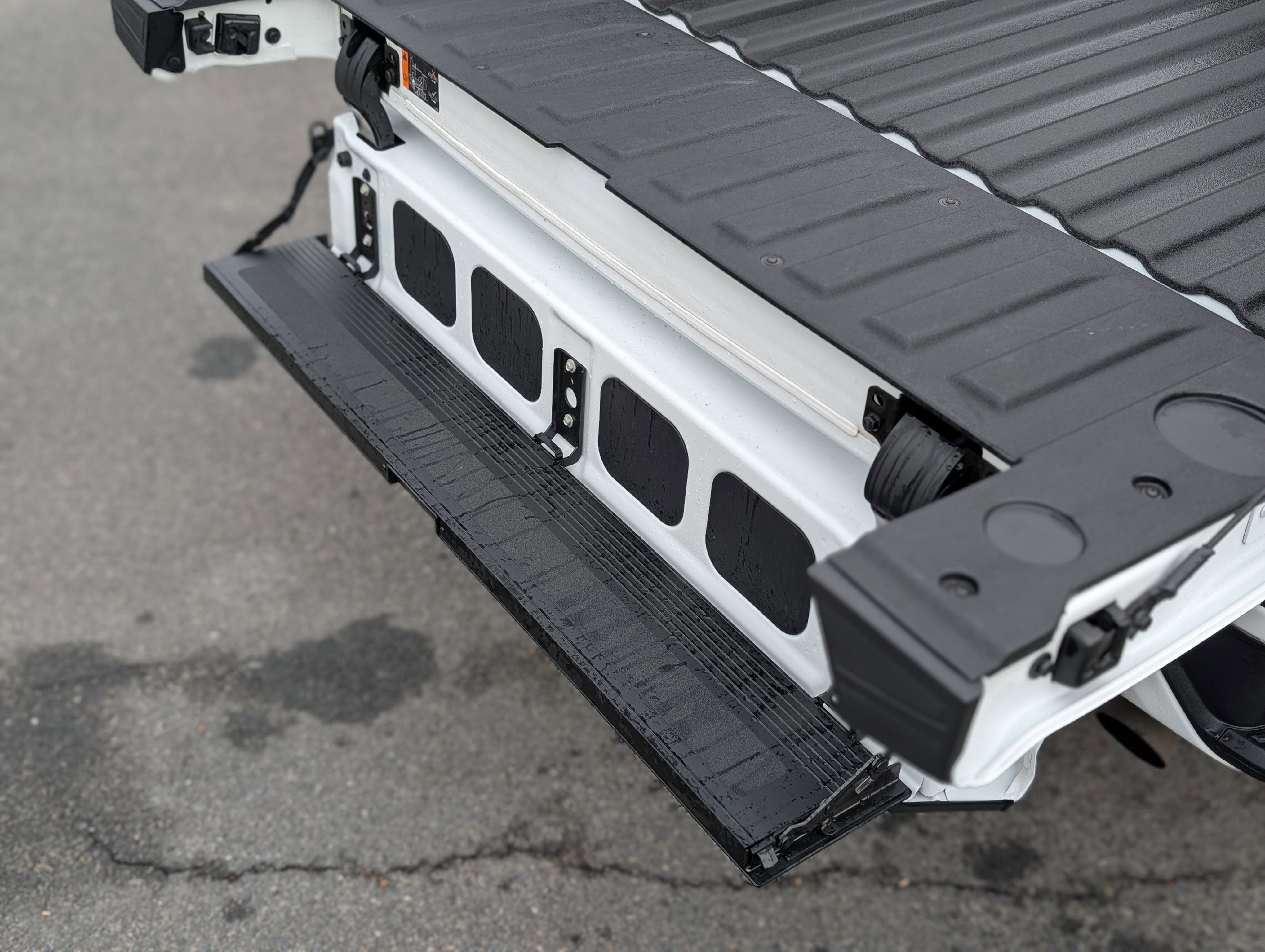 Used 2025 GMC Sierra 2500 AT4 w/ AT4 Premium Plus Package image 46