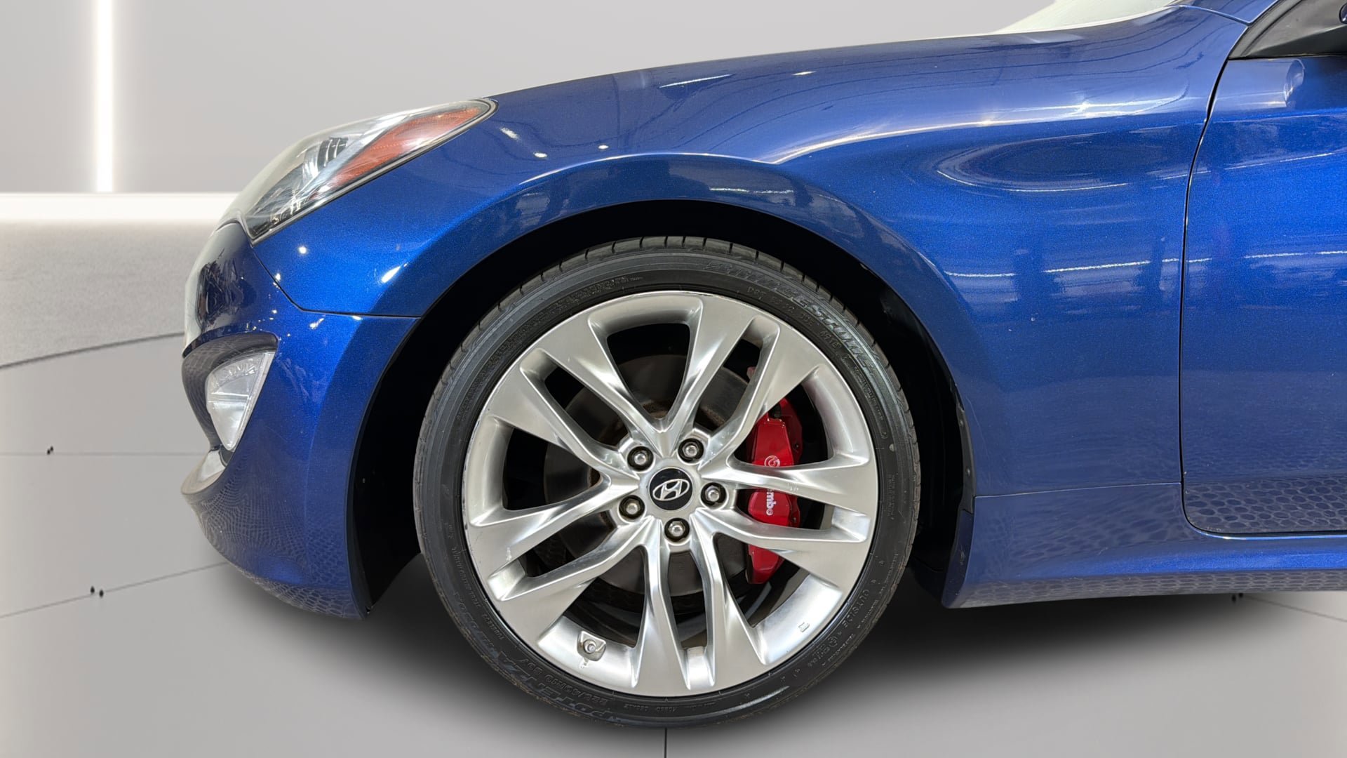 Used 2016 Hyundai Genesis Coupe 3.8 RWD image 36