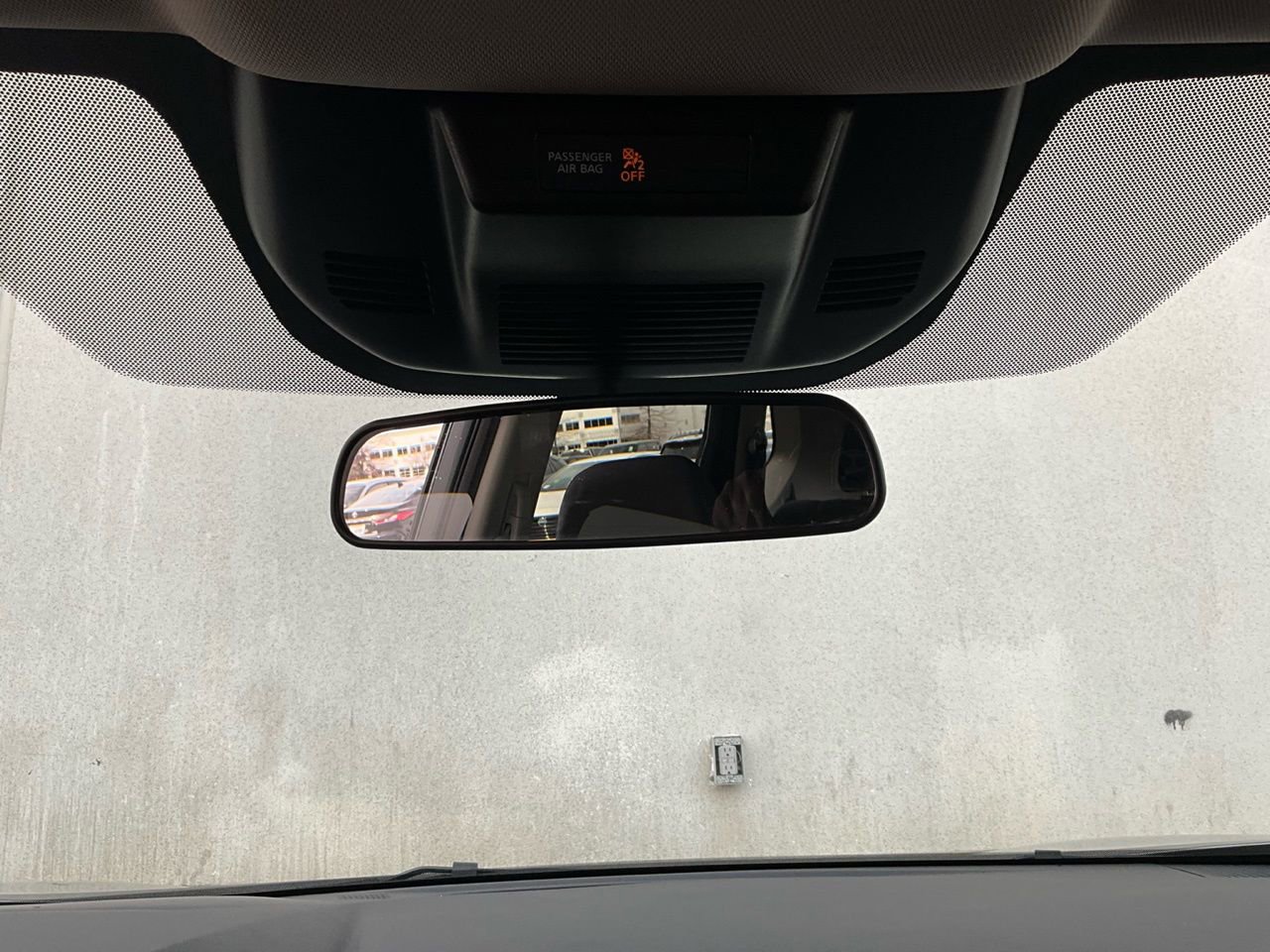 Used 2025 Nissan Rogue SV FWD image 18