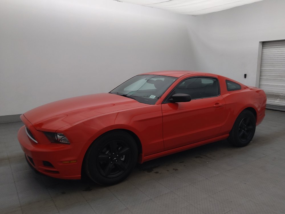 Used 2014 Ford Mustang Coupe w/ Equipment Group 102A RWD image 2