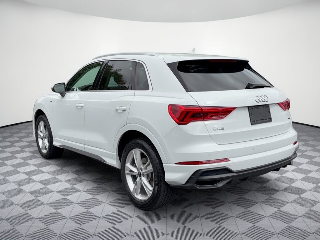 Used 2024 Audi Q3 2.0T Premium AWD/4WD image 3