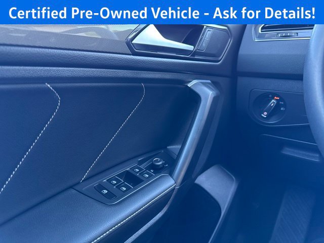 Certified 2023 Volkswagen Tiguan SE w/ Panoramic Sunroof Package AWD/4WD image 18
