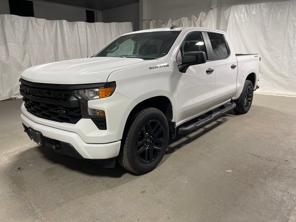 Used 2024 Chevrolet Silverado 1500 Custom AWD/4WD image 3