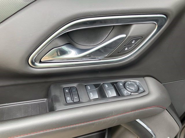 Used 2024 Chevrolet Suburban RST w/ Luxury Package AWD/4WD image 11