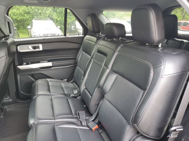 Used 2021 Ford Explorer Limited w/ Hybrid Equipment Group 310A AWD/4WD image 29