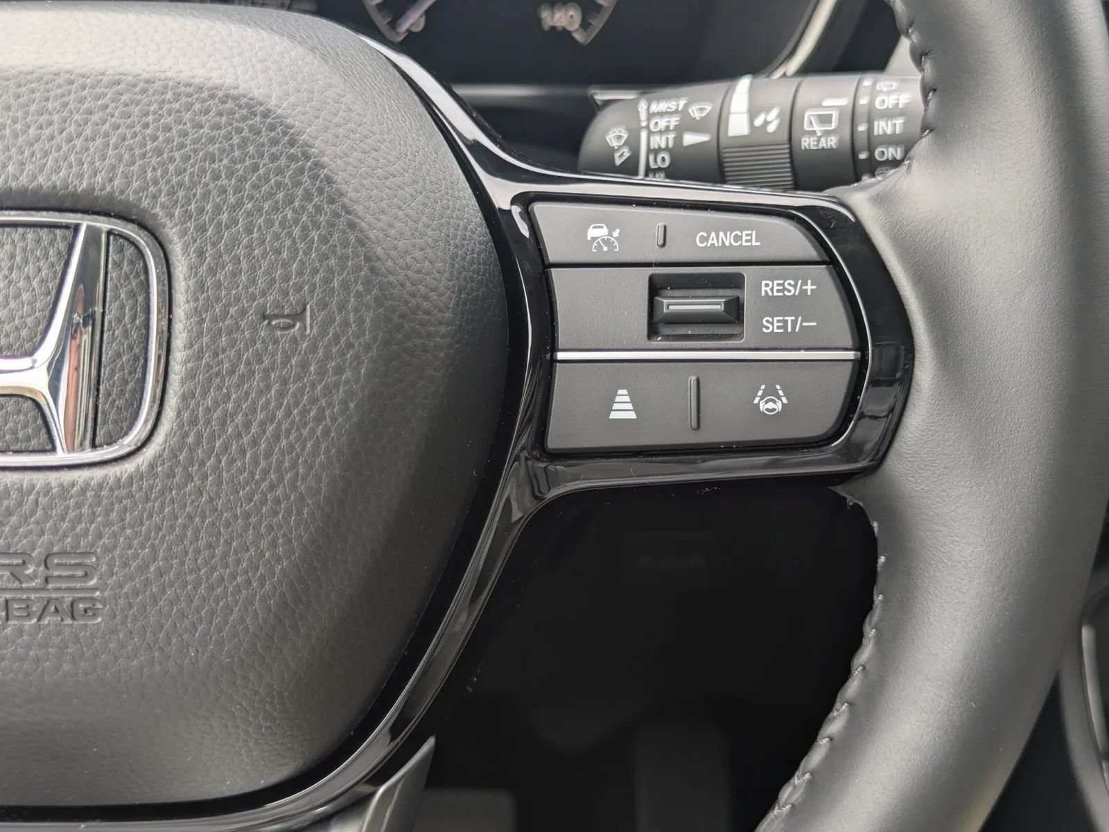Used 2025 Honda CR-V EX-L image 22