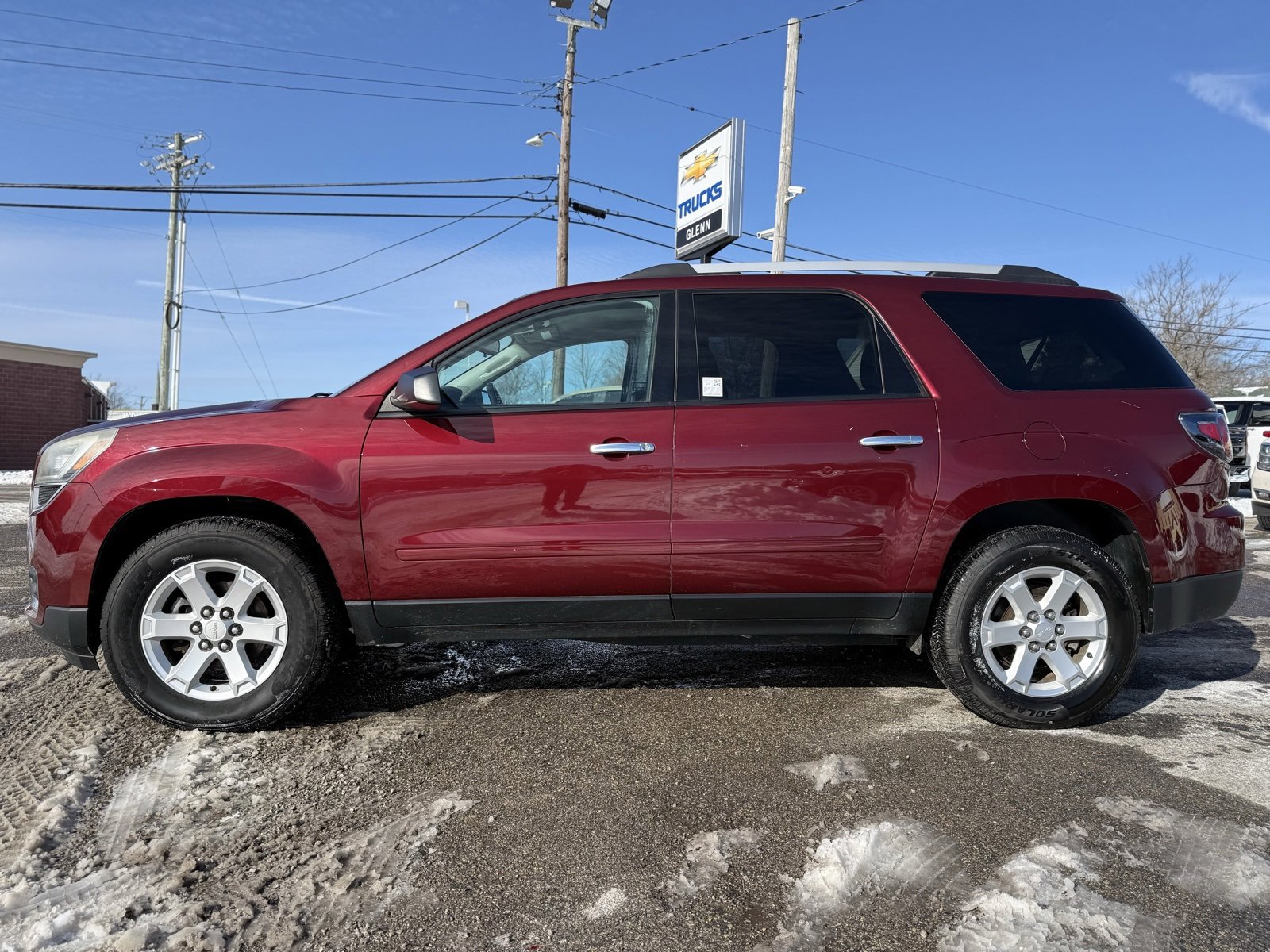Used 2016 GMC Acadia SLE image 5