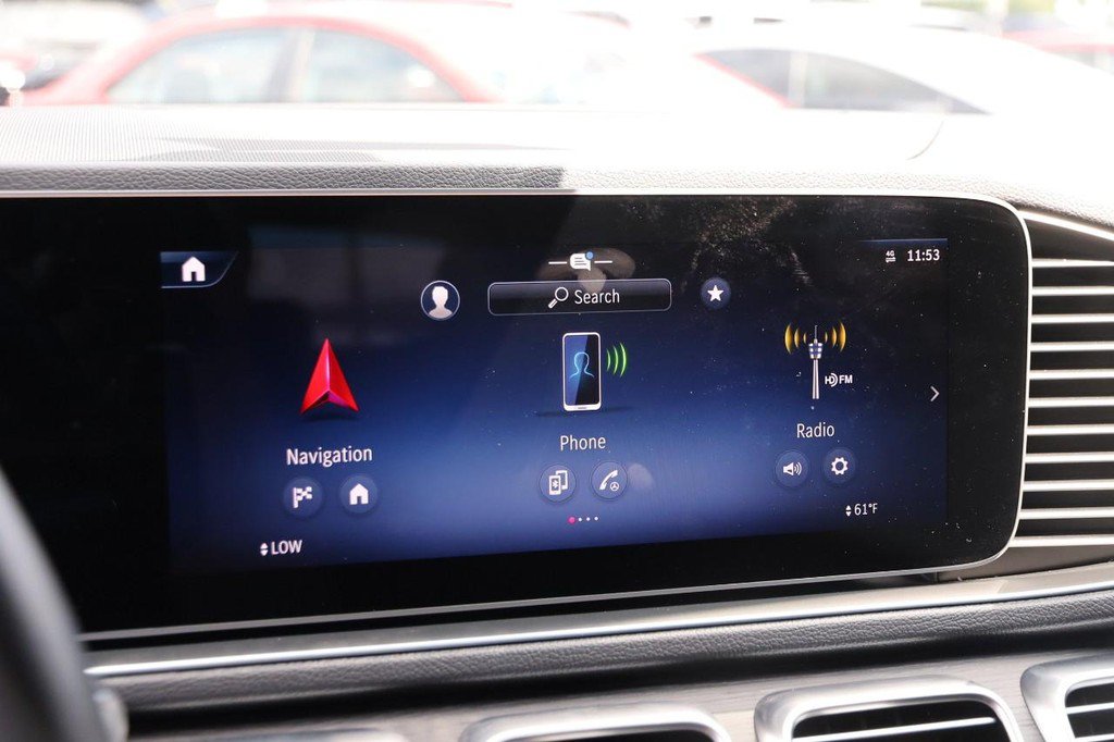 Used 2025 Mercedes-Benz GLE 450e 4MATIC image 18