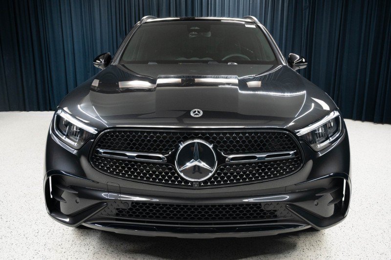 Certified 2026 Mercedes-Benz GLC 300 4MATIC image 2