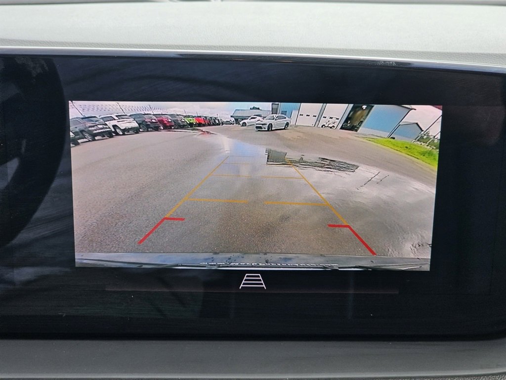 Used 2024 Buick Encore GX Sport Touring image 36