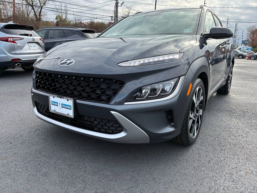 Used 2023 Hyundai Kona Limited image 3