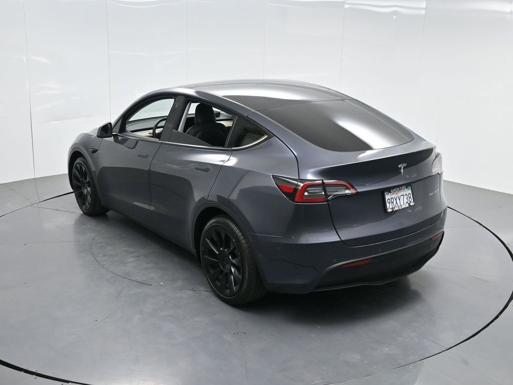 Used 2021 Tesla Model Y Long Range AWD/4WD image 44