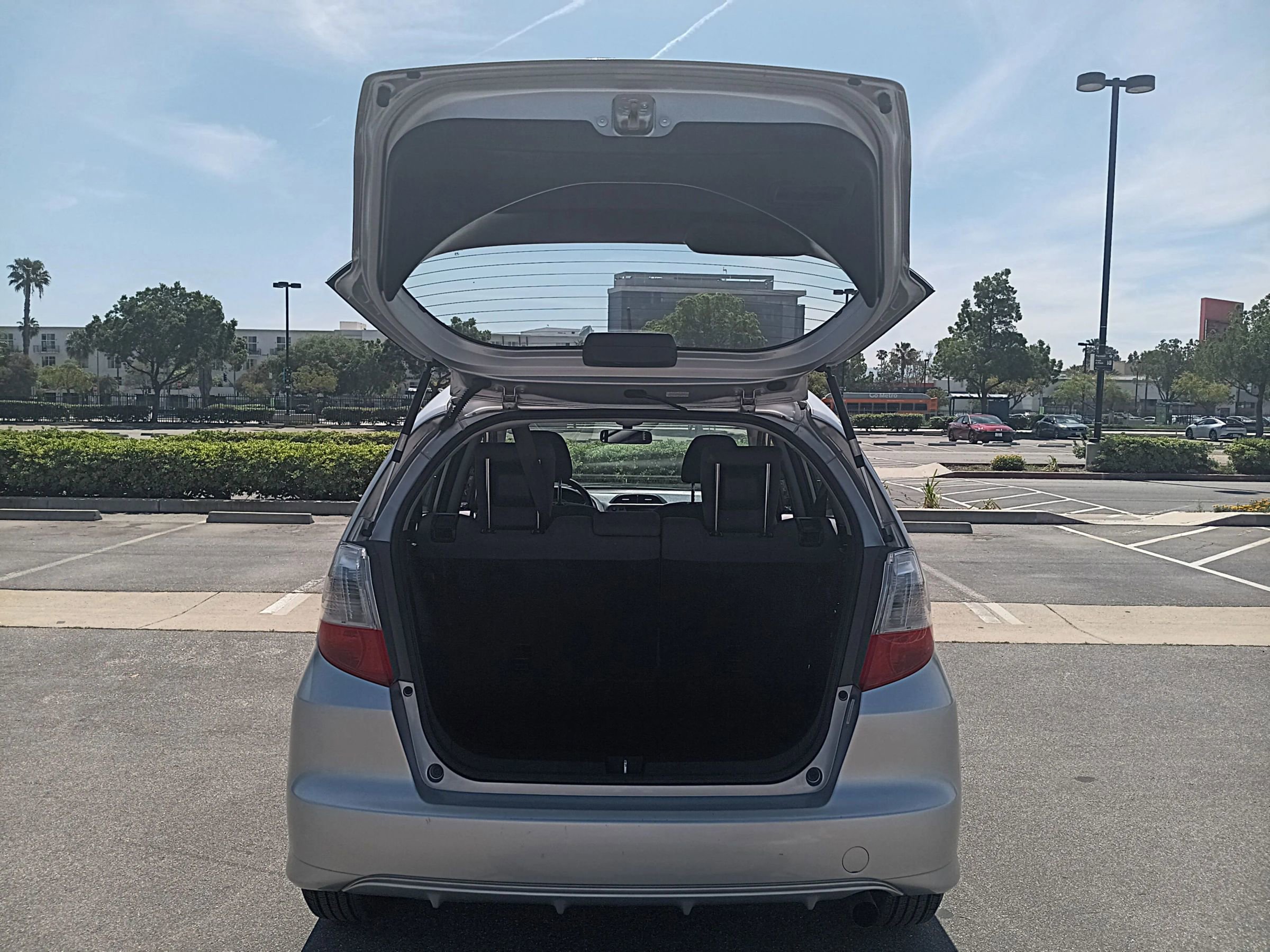 Used 2011 Honda Fit image 8