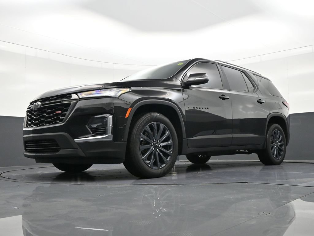 Used 2023 Chevrolet Traverse RS FWD image 24