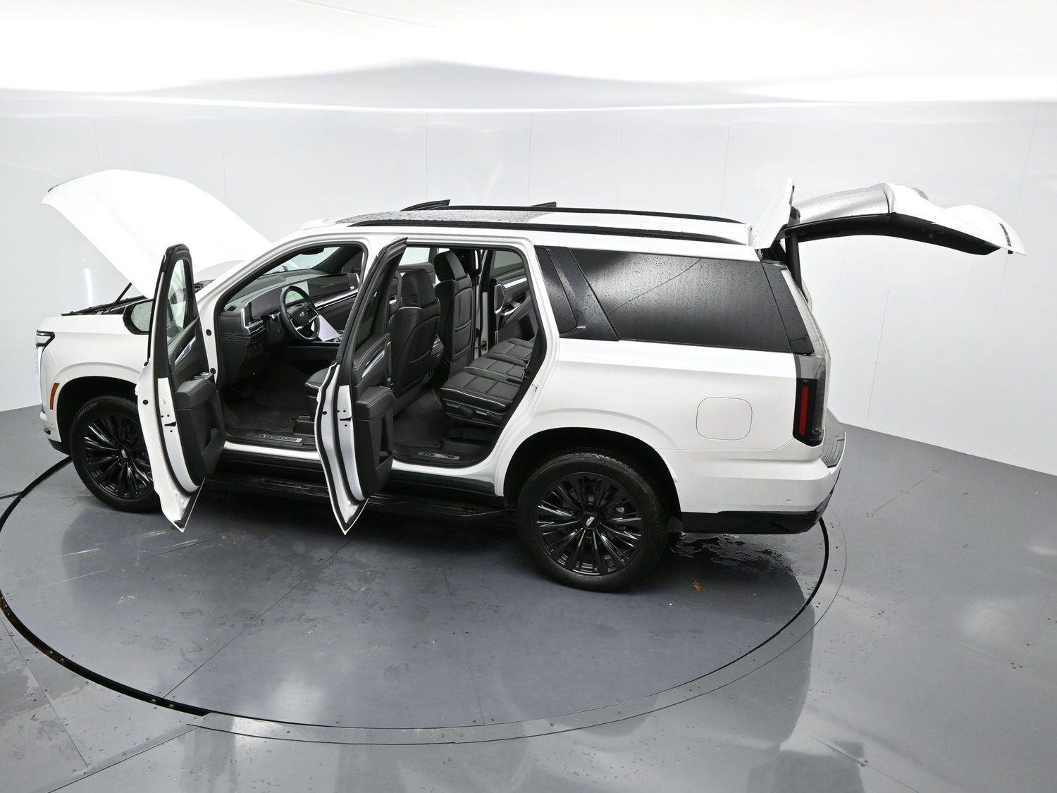 Certified 2025 Cadillac Escalade Sport w/ LPO, ONYX Package AWD/4WD image 50