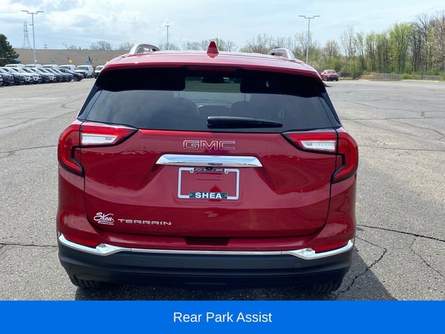 Certified 2023 GMC Terrain SLT w/ LPO, Floor Liner Package FWD image 4