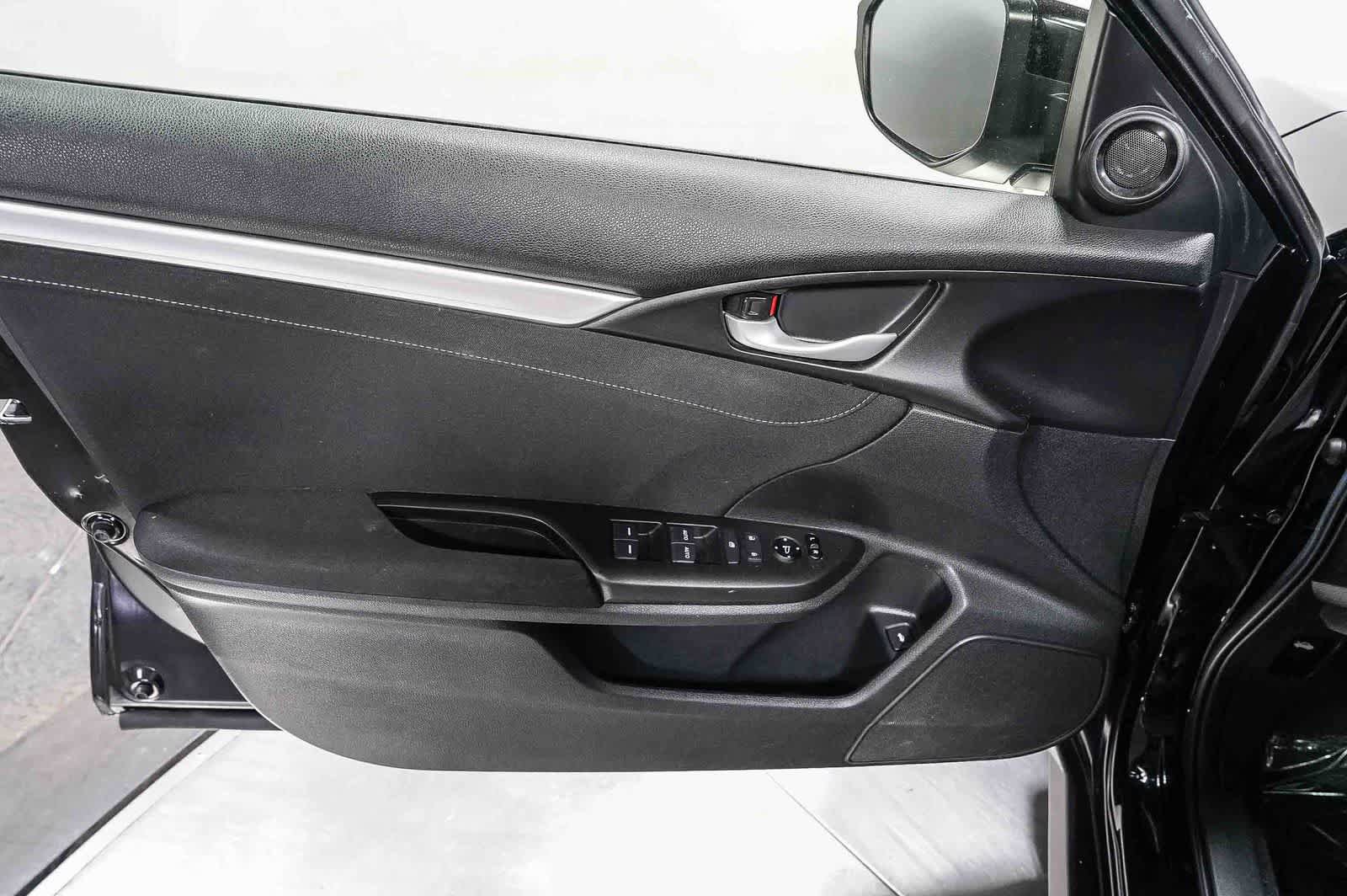 Used 2018 Honda Civic EX-T image 22