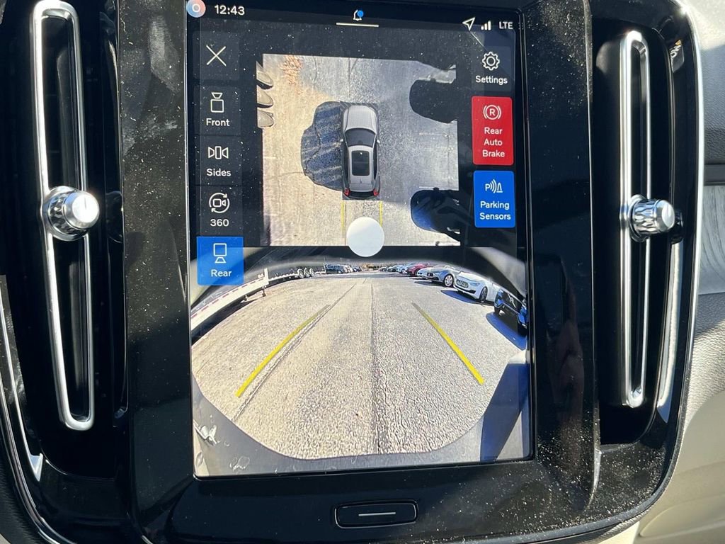 New 2026 Volvo XC40 B5 Plus w/ Protection Package Premier image 26