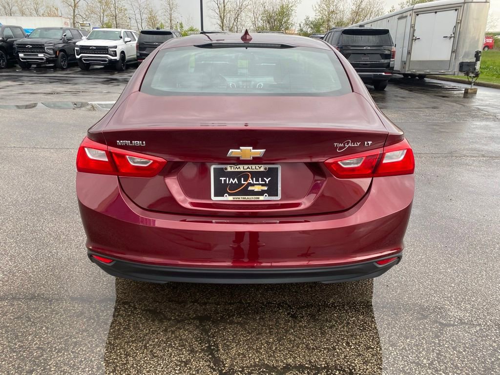 Used 2016 Chevrolet Malibu LT FWD image 6