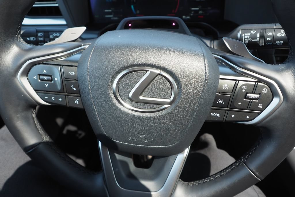 Used 2024 Lexus GX 550 w/ Cold Area Package AWD/4WD image 33