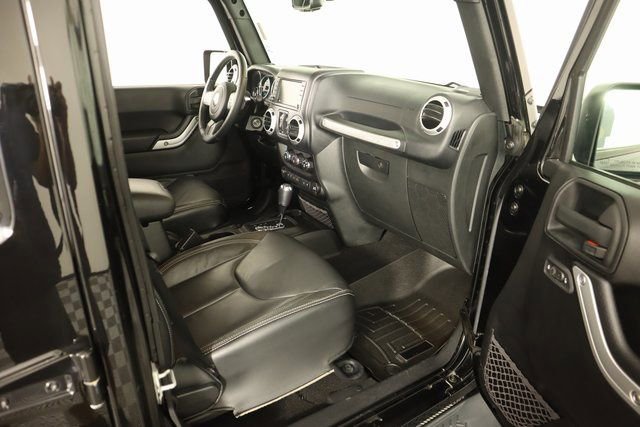 Used 2016 Jeep Wrangler Unlimited Sahara w/ Max Tow Package image 53