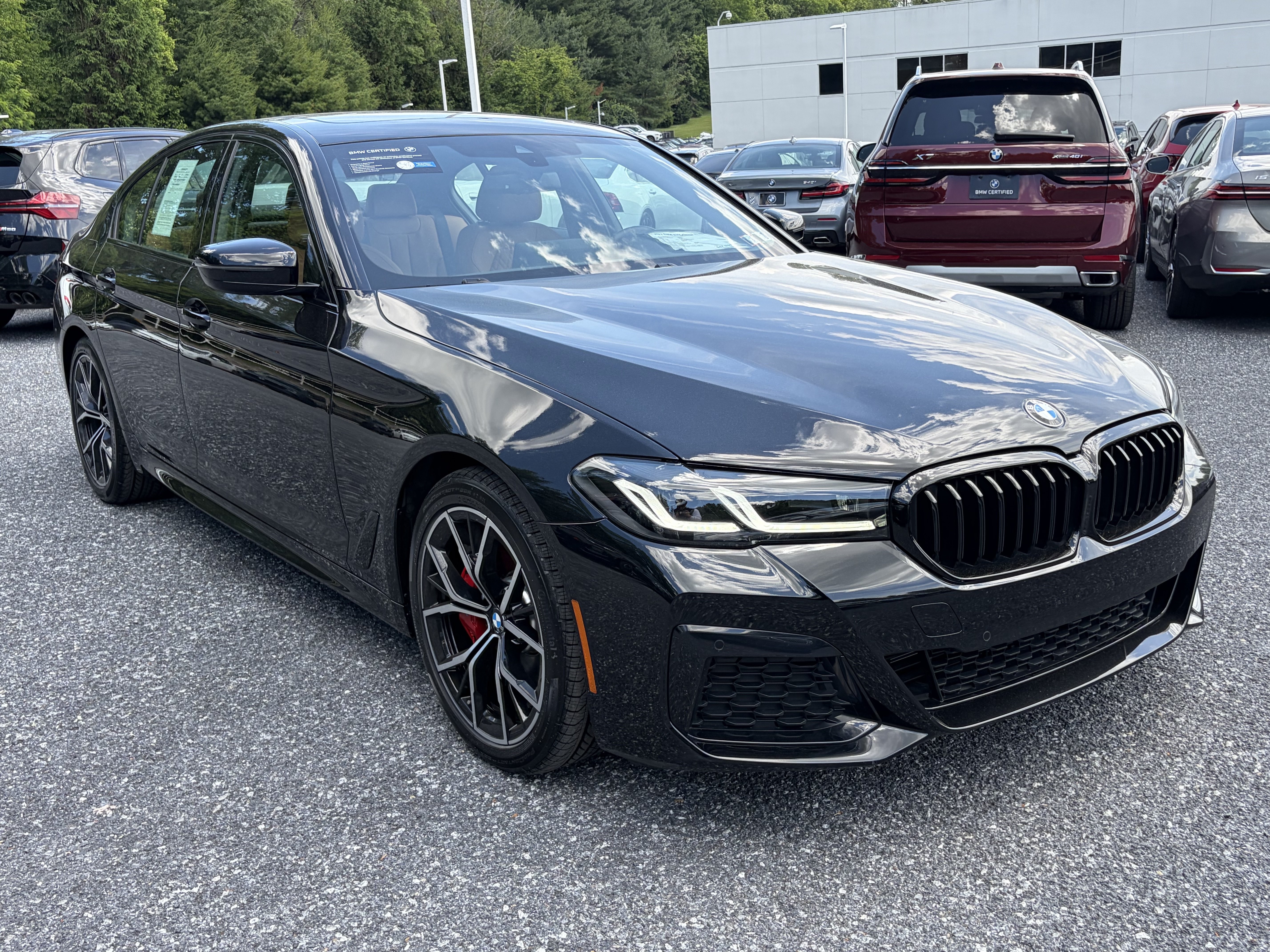 Certified 2023 BMW 530i xDrive w/ M Sport Package AWD/4WD image 3