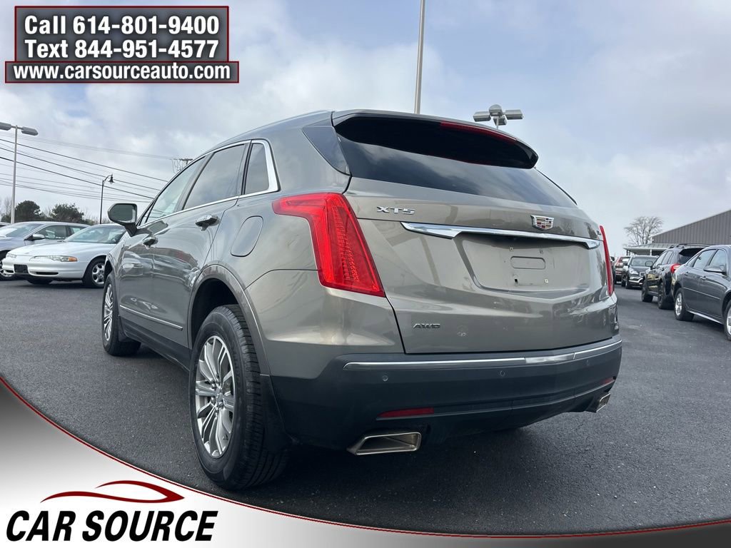 Used 2017 Cadillac XT5 Luxury image 3