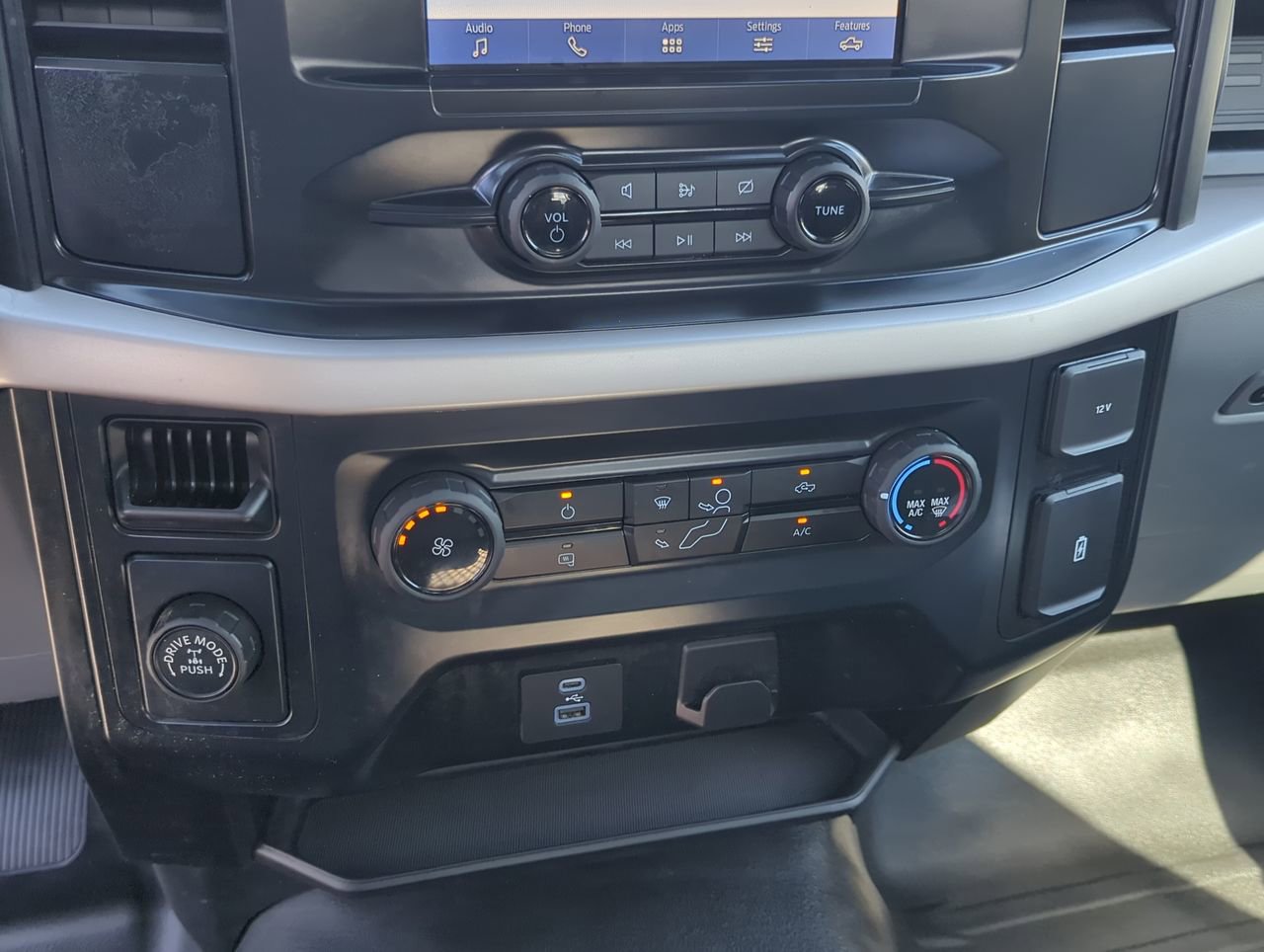 Used 2023 Ford F150 XL image 16