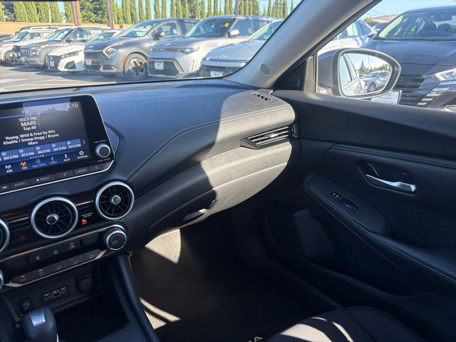 Used 2025 Nissan Sentra SV FWD image 33