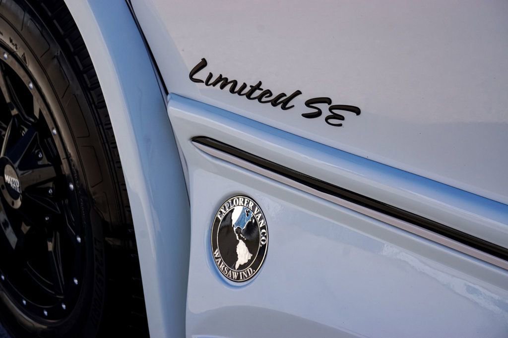 Used 2023 GMC Savana 2500 Extended image 61