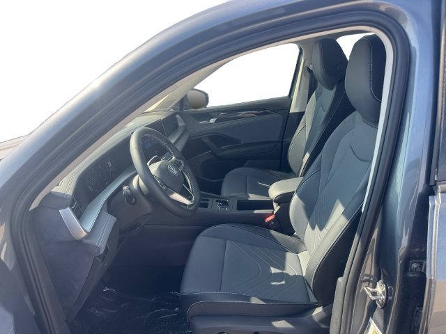 New 2026 Volkswagen Tiguan SE FWD image 9