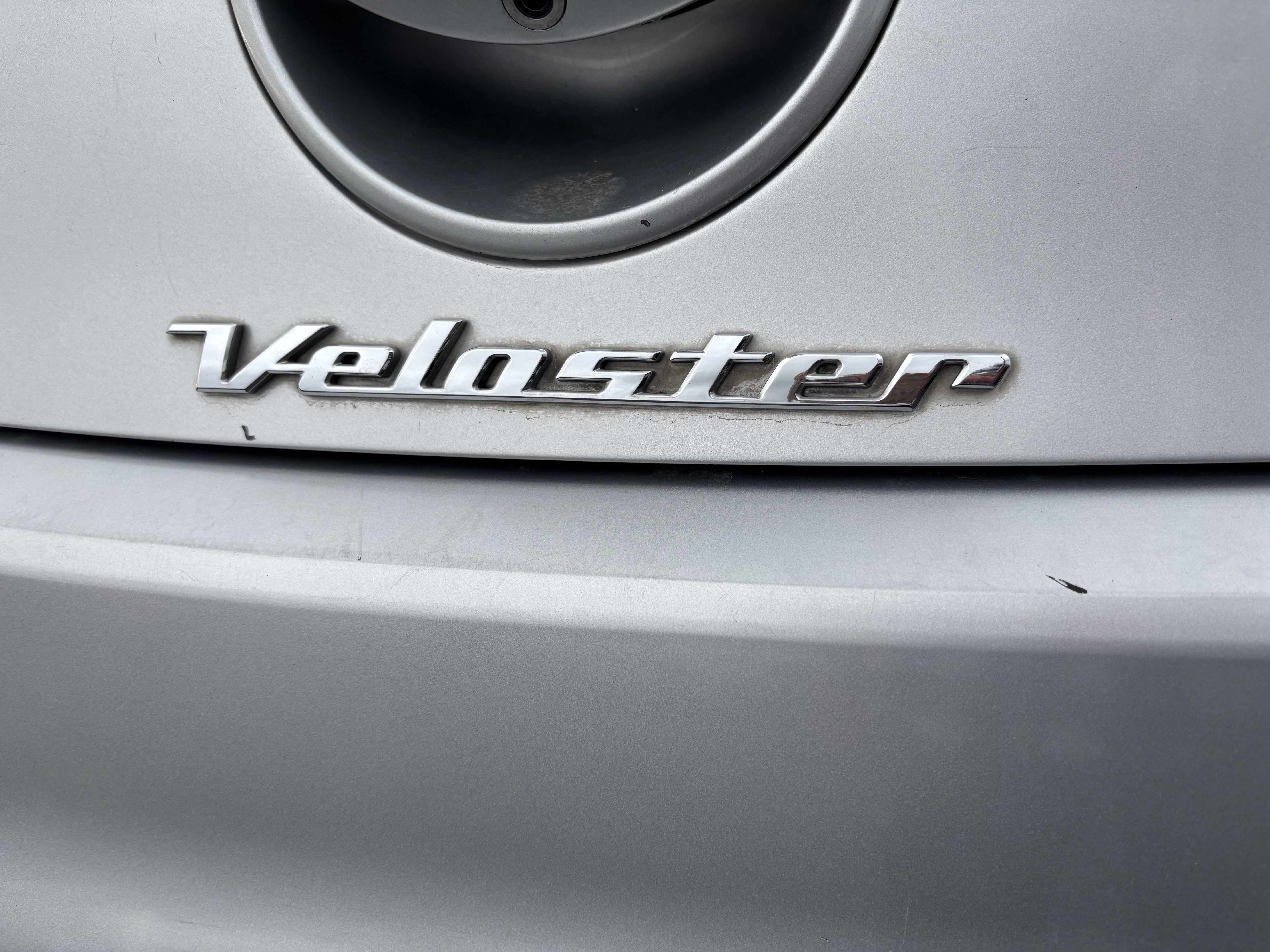 Used 2016 Hyundai Veloster Turbo image 24