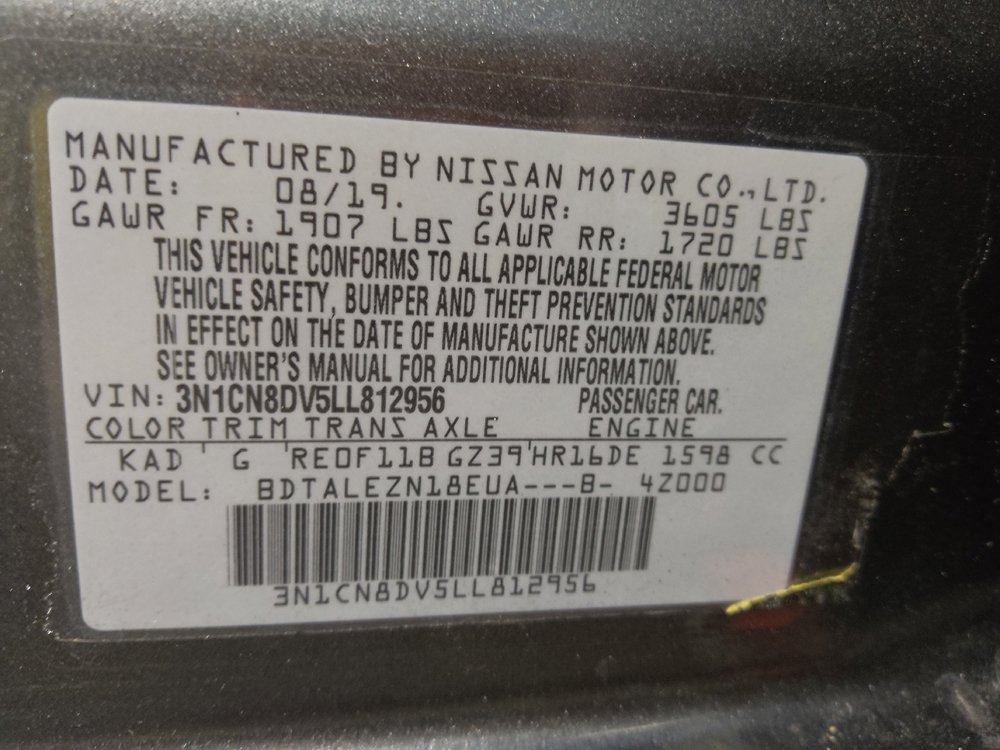 Used 2020 Nissan Versa S FWD image 33