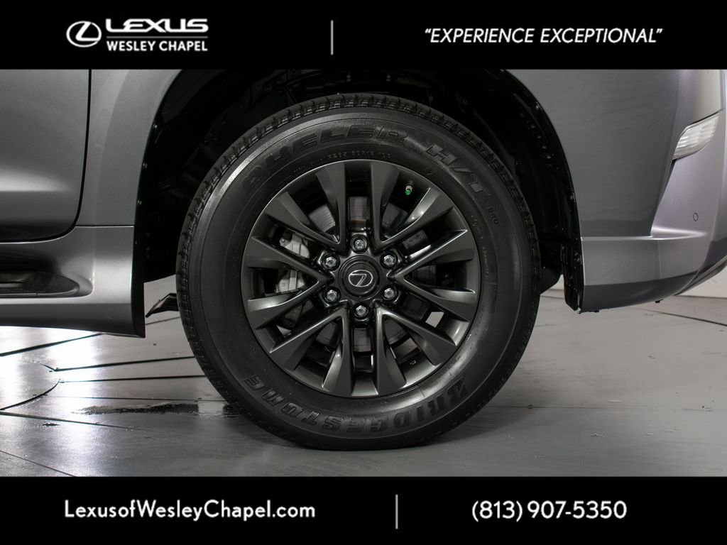 Used 2023 Lexus GX 460 Premium w/ Premium Package image 5
