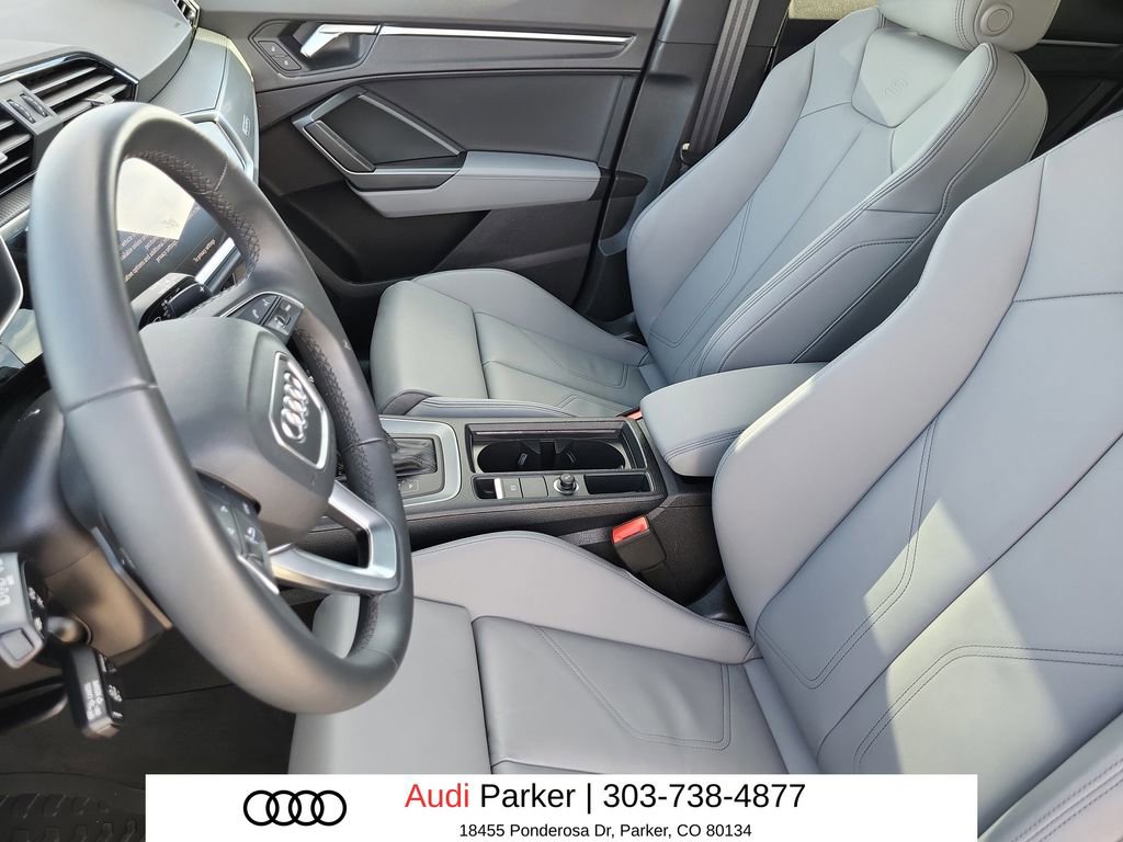 Used 2025 Audi Q3 2.0T Premium w/ Convenience Package image 7