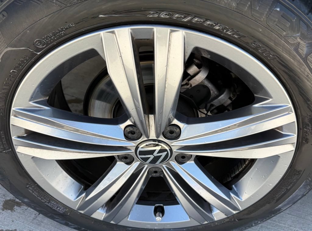 Used 2024 Volkswagen Jetta SE FWD image 10