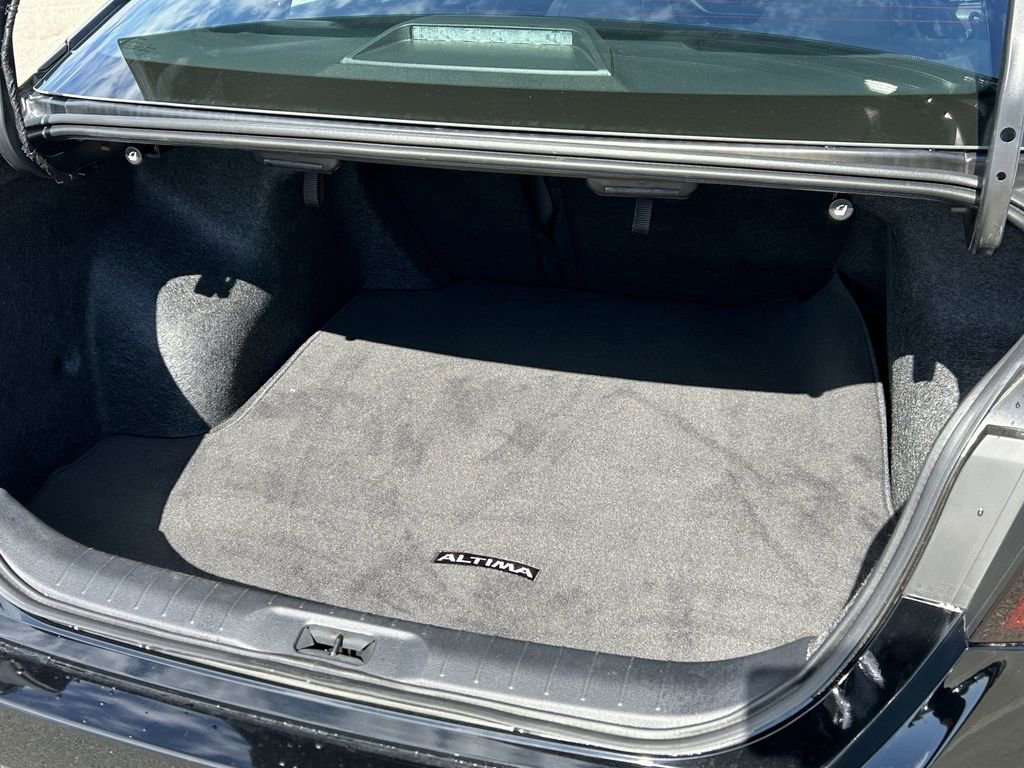 Used 2025 Nissan Altima 2.5 S image 12