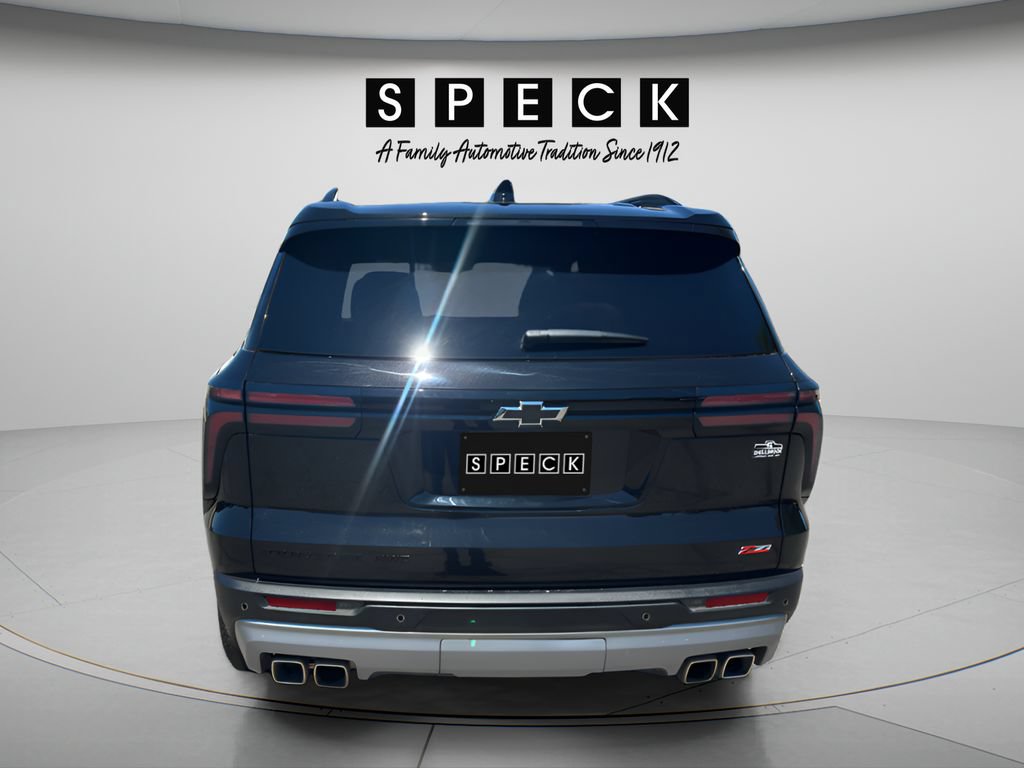 Used 2025 Chevrolet Traverse Z71 w/ LPO, Floor Liner Package AWD/4WD image 4