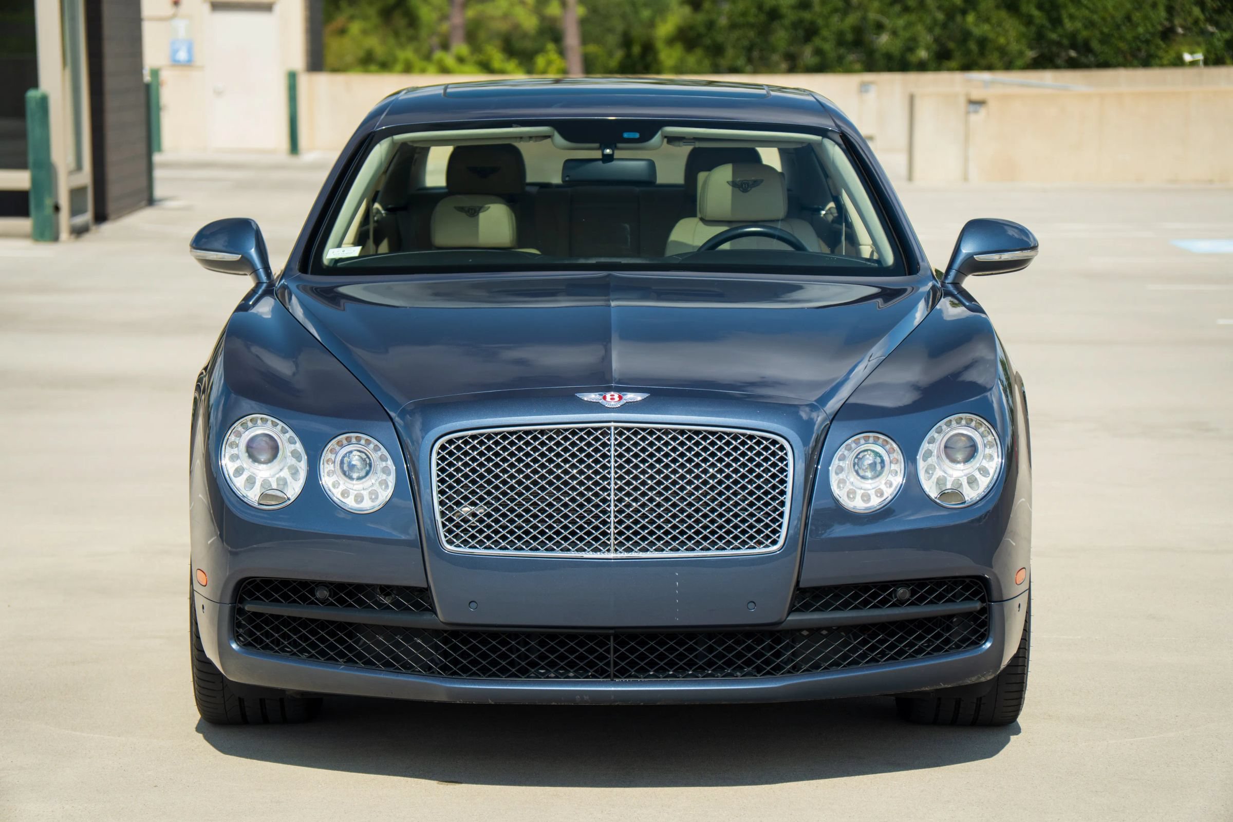 Used 2015 Bentley Flying Spur V8 AWD/4WD image 4