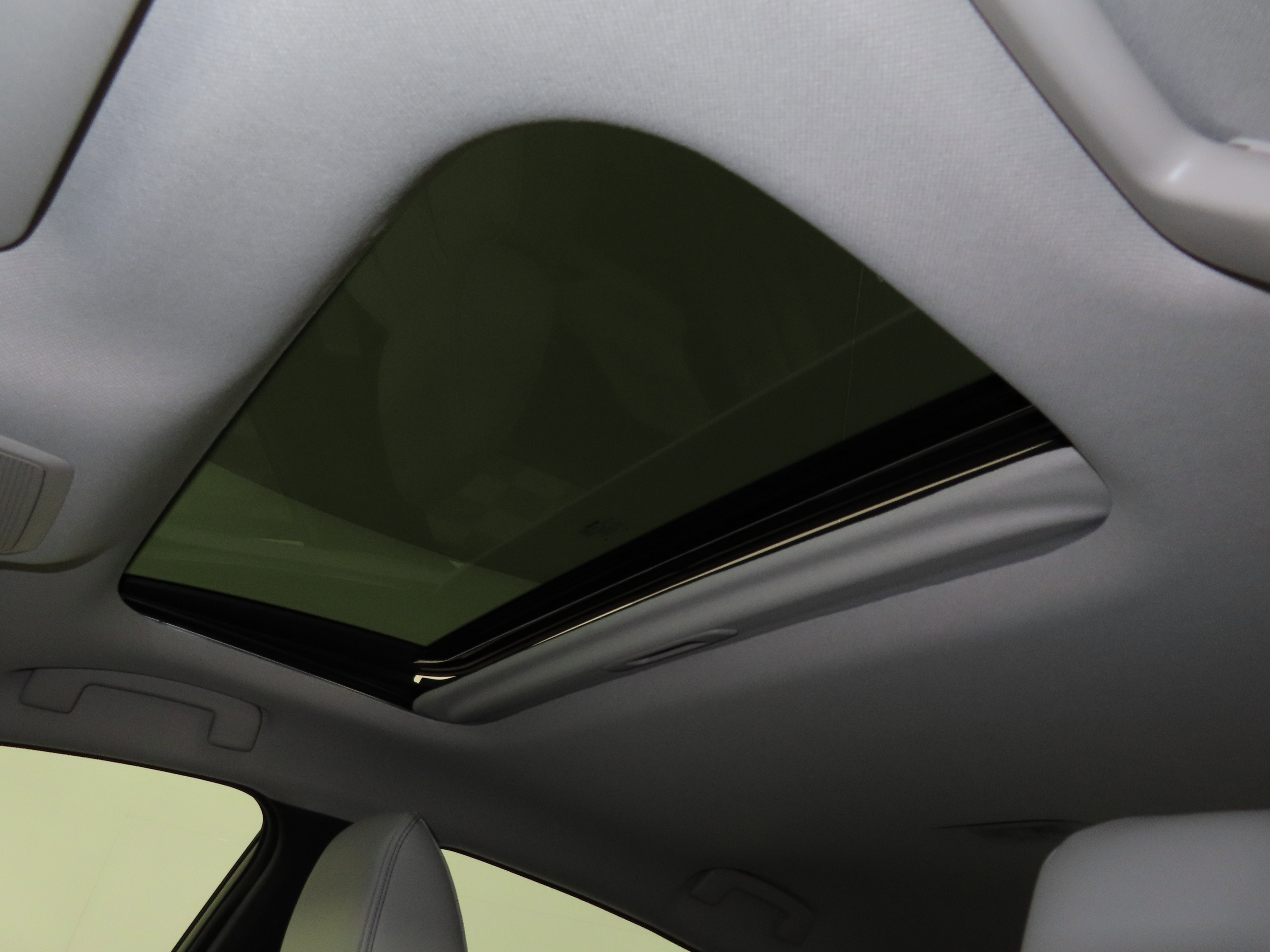 New 2026 Nissan Sentra SL w/ Floor Mat Package FWD image 22