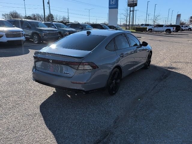 Used 2023 Honda Accord Sport image 17