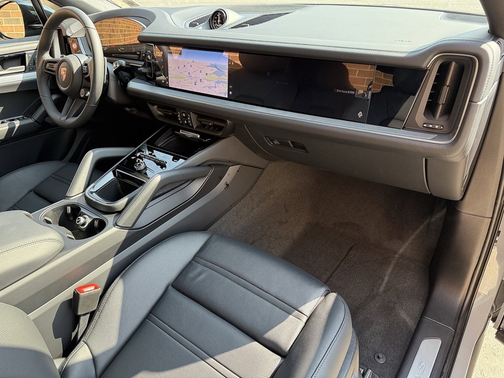 New 2026 Porsche Cayenne S image 22