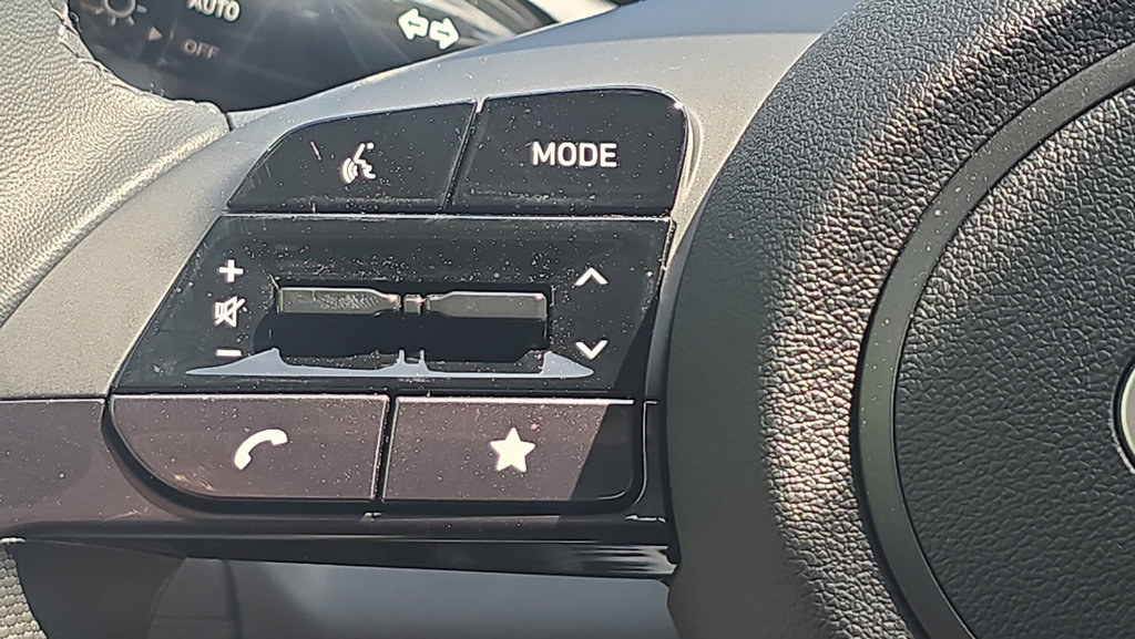 New 2026 Hyundai Elantra Sport FWD image 23