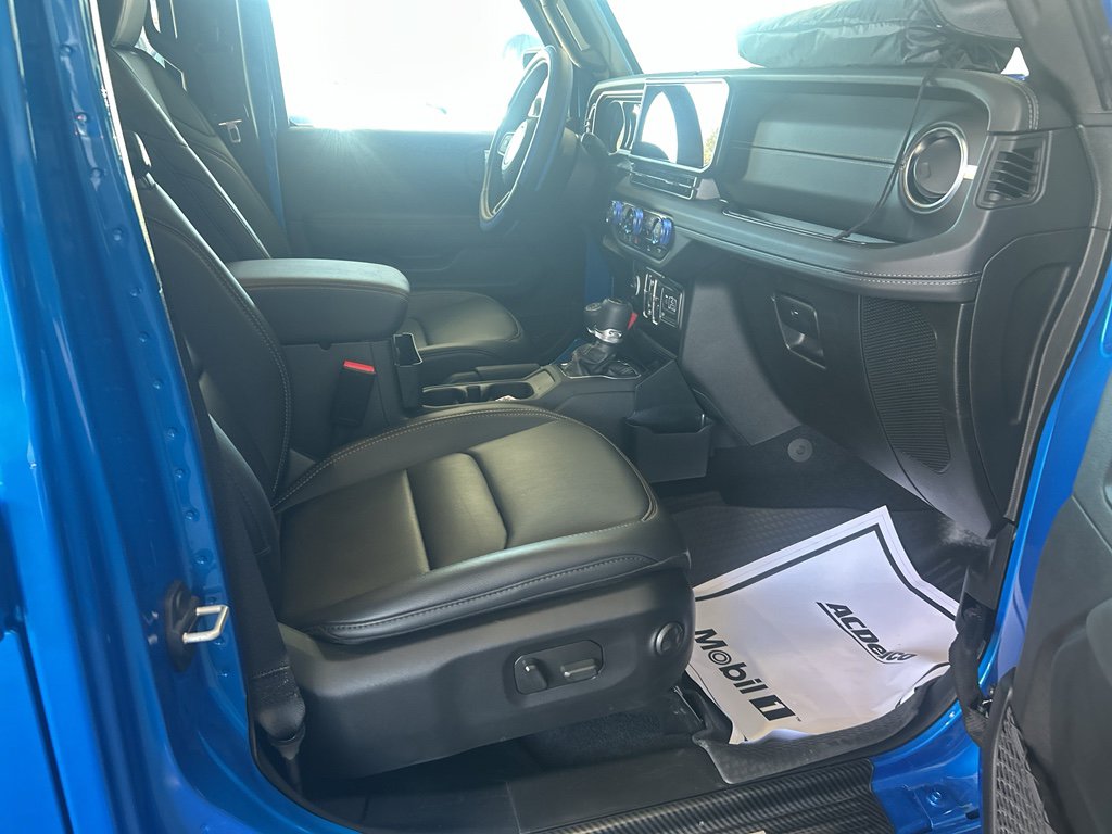 Used 2025 Jeep Gladiator Sport image 22