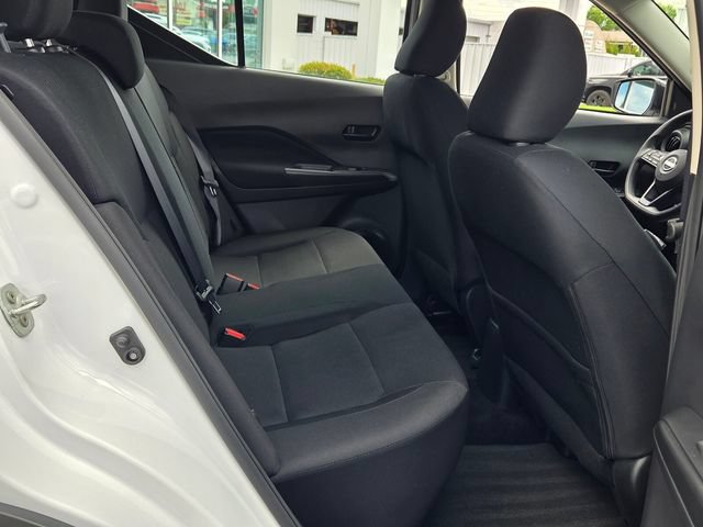 Used 2025 Nissan Kicks Play S FWD image 15
