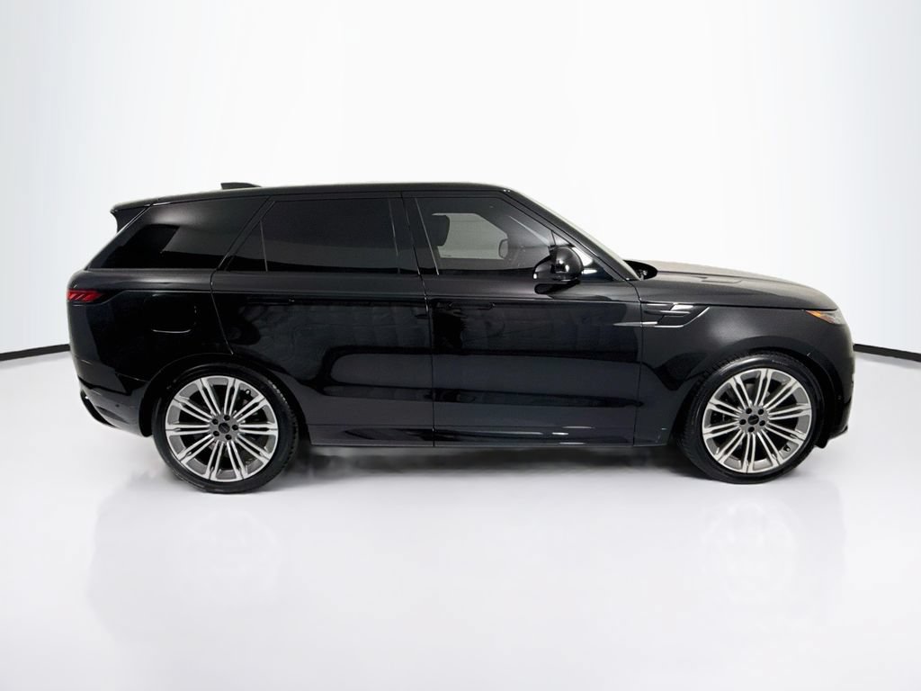 New 2026 Land Rover Range Rover Sport Dynamic SE AWD/4WD image 4